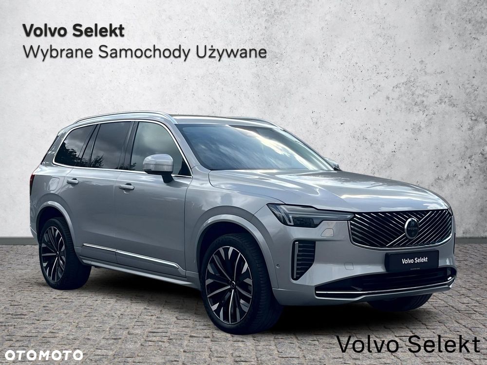 Volvo XC 90 - 9