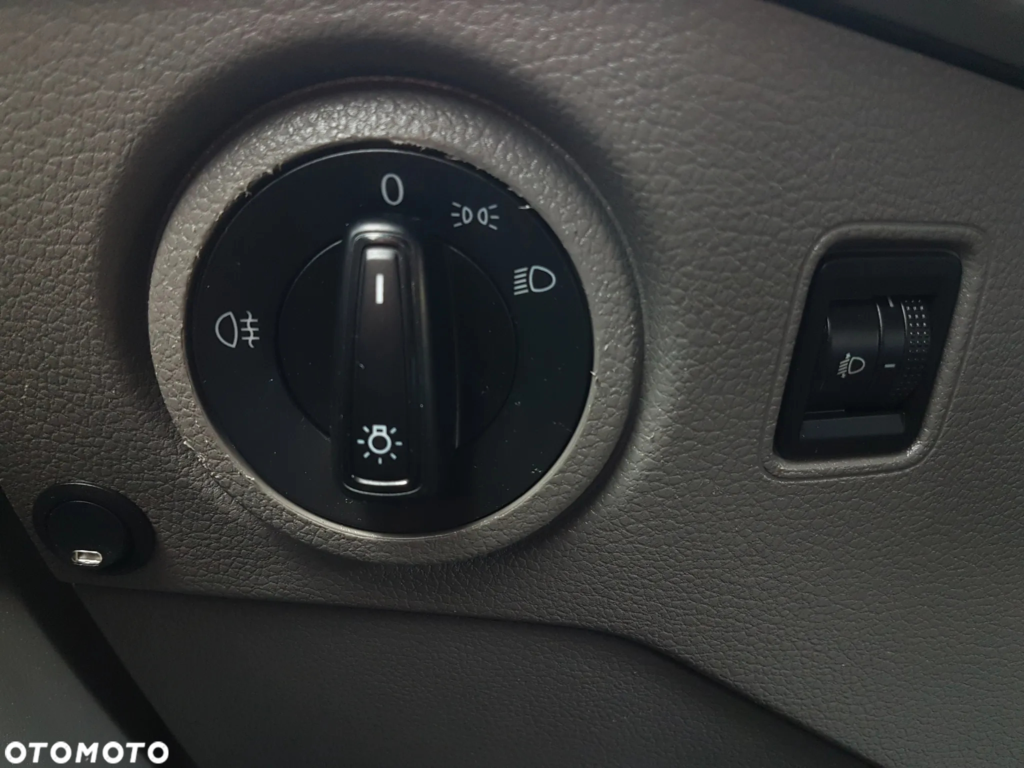 Volkswagen CRAFTER 8 EP KONTENER 4,10x2,15x2,32 KLIMA 2,0 TDI KRAJOWY DMC 3500 KG - 6
