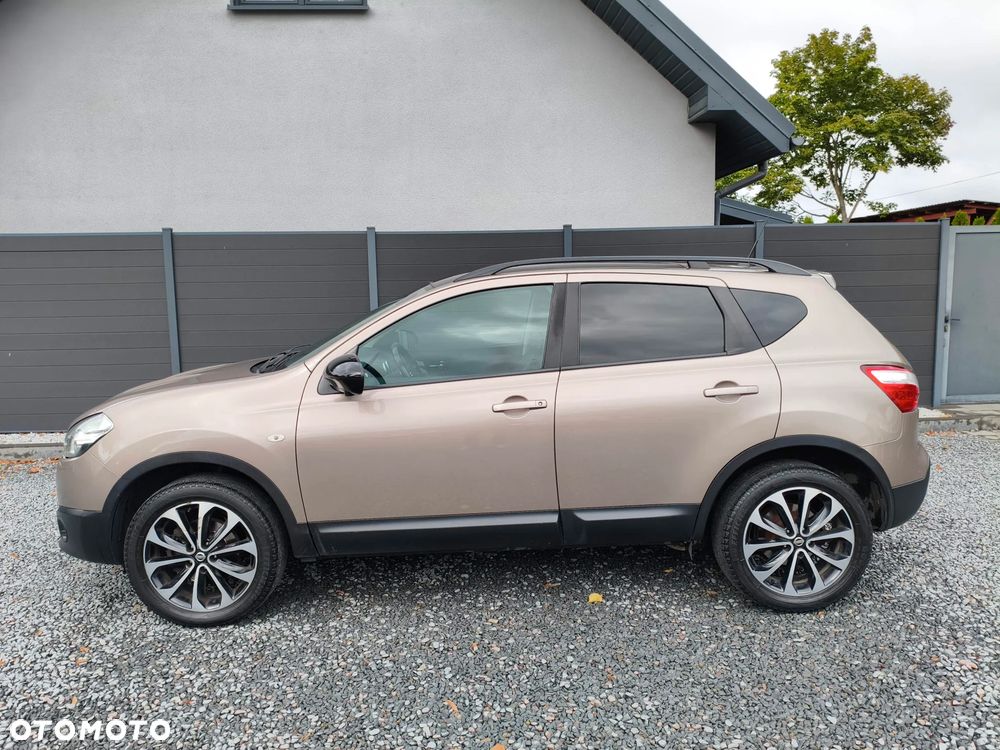 Nissan Qashqai 1.6 dCi 4 x 4 DPF Start/Stop tekna - 4