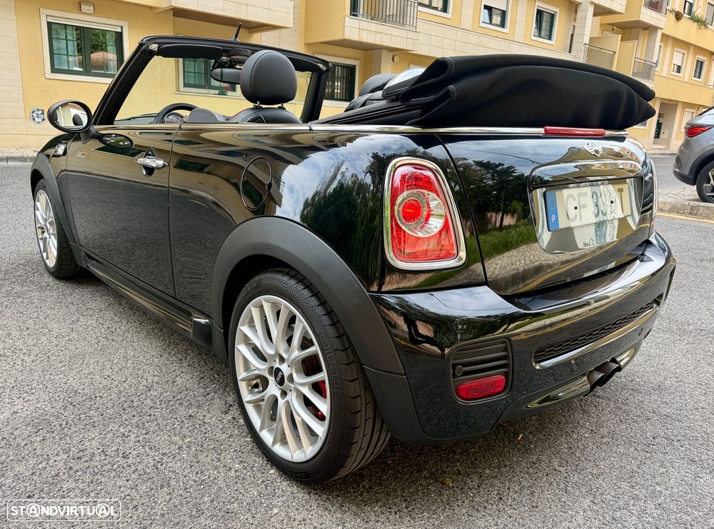 MINI Cabrio John Cooper Works - 4