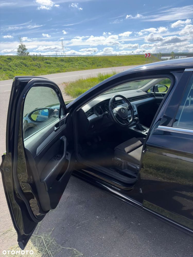 Volkswagen Passat 1.8 TSI BMT Comfortline - 9