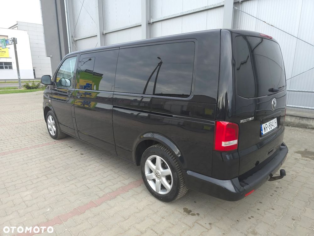 Volkswagen Multivan - 10
