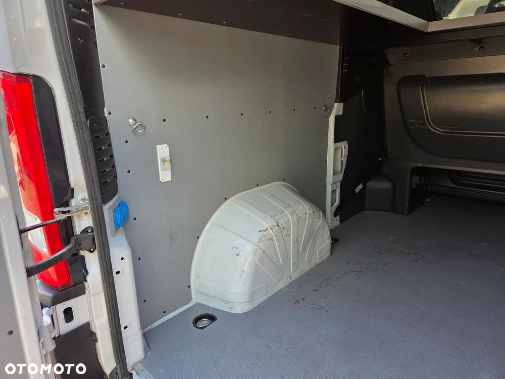 Opel Movano 2.2 DIESEL MultiCab L2H1 - 34