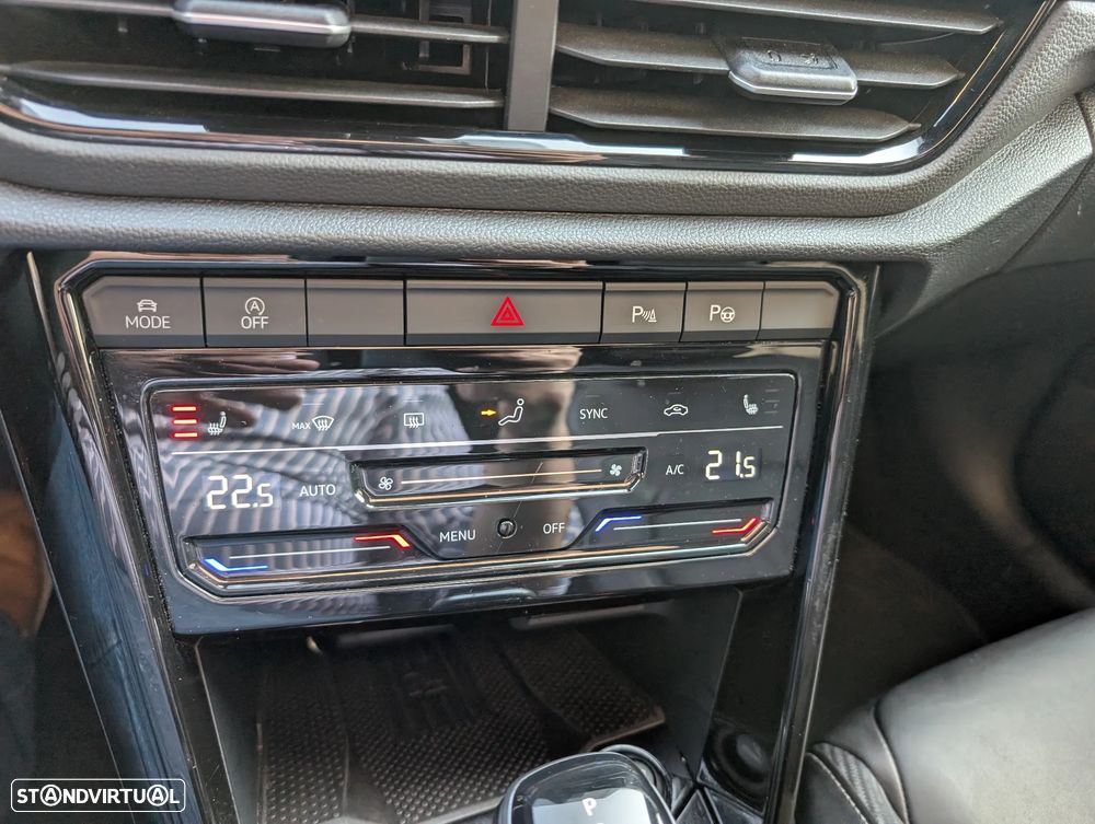 VW T-Roc 2.0 TDI R-Line DSG - 24