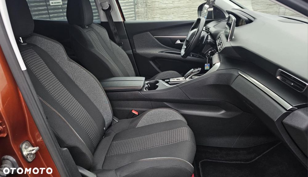 Peugeot 3008 1.2 PureTech Active S&S EAT8 - 25