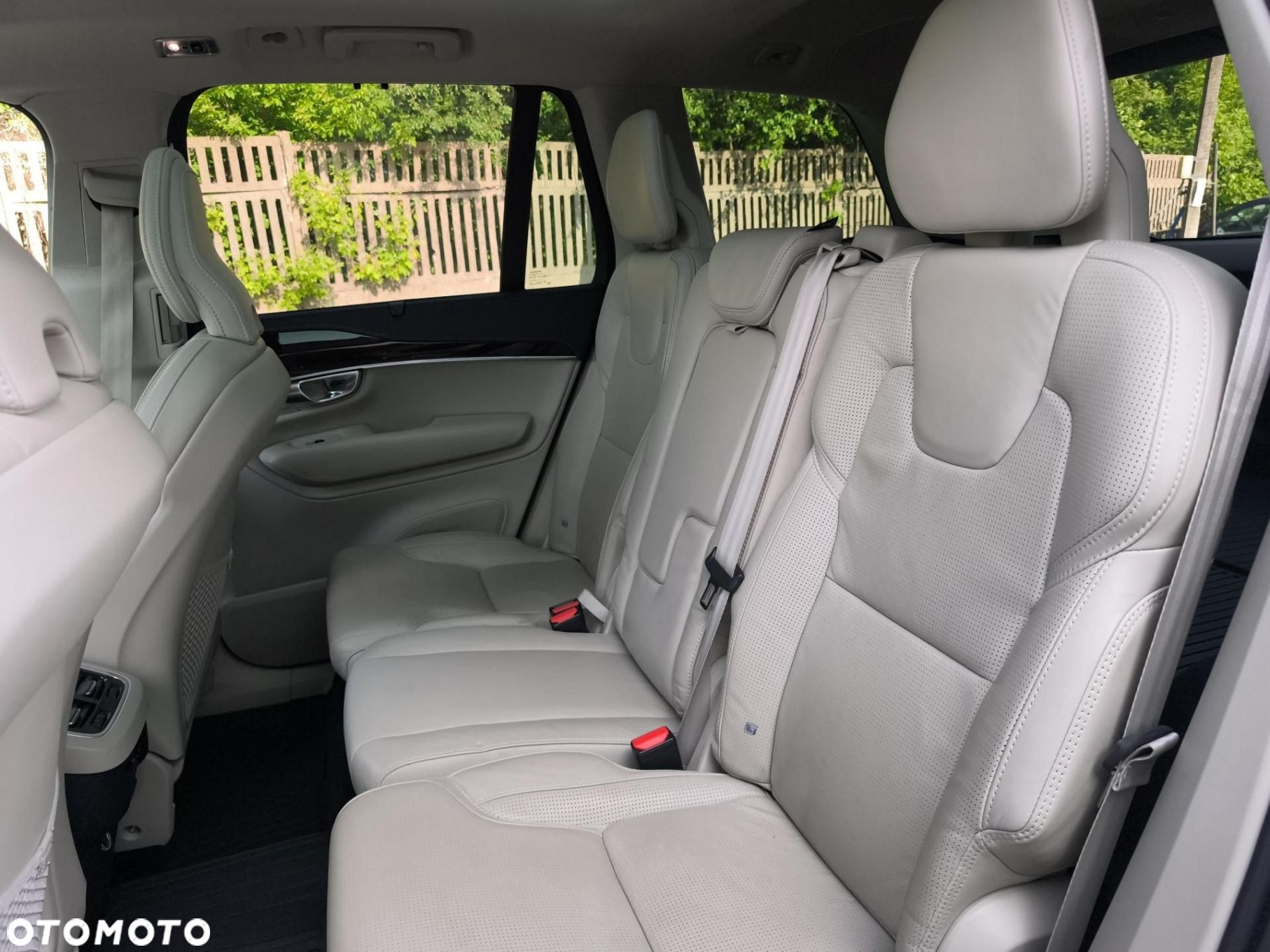 Volvo XC 90 - 22
