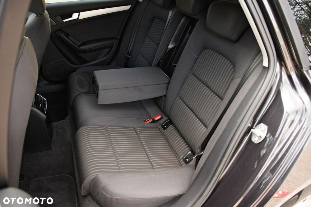 Audi A4 Avant 2.0 TDI DPF Attraction - 33
