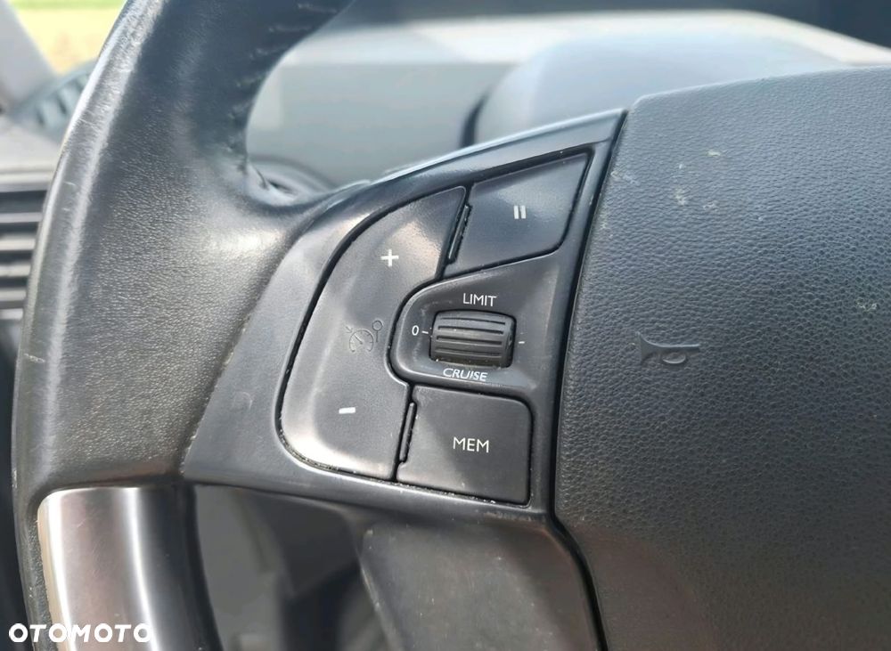 Citroën C4 SpaceTourer - 13