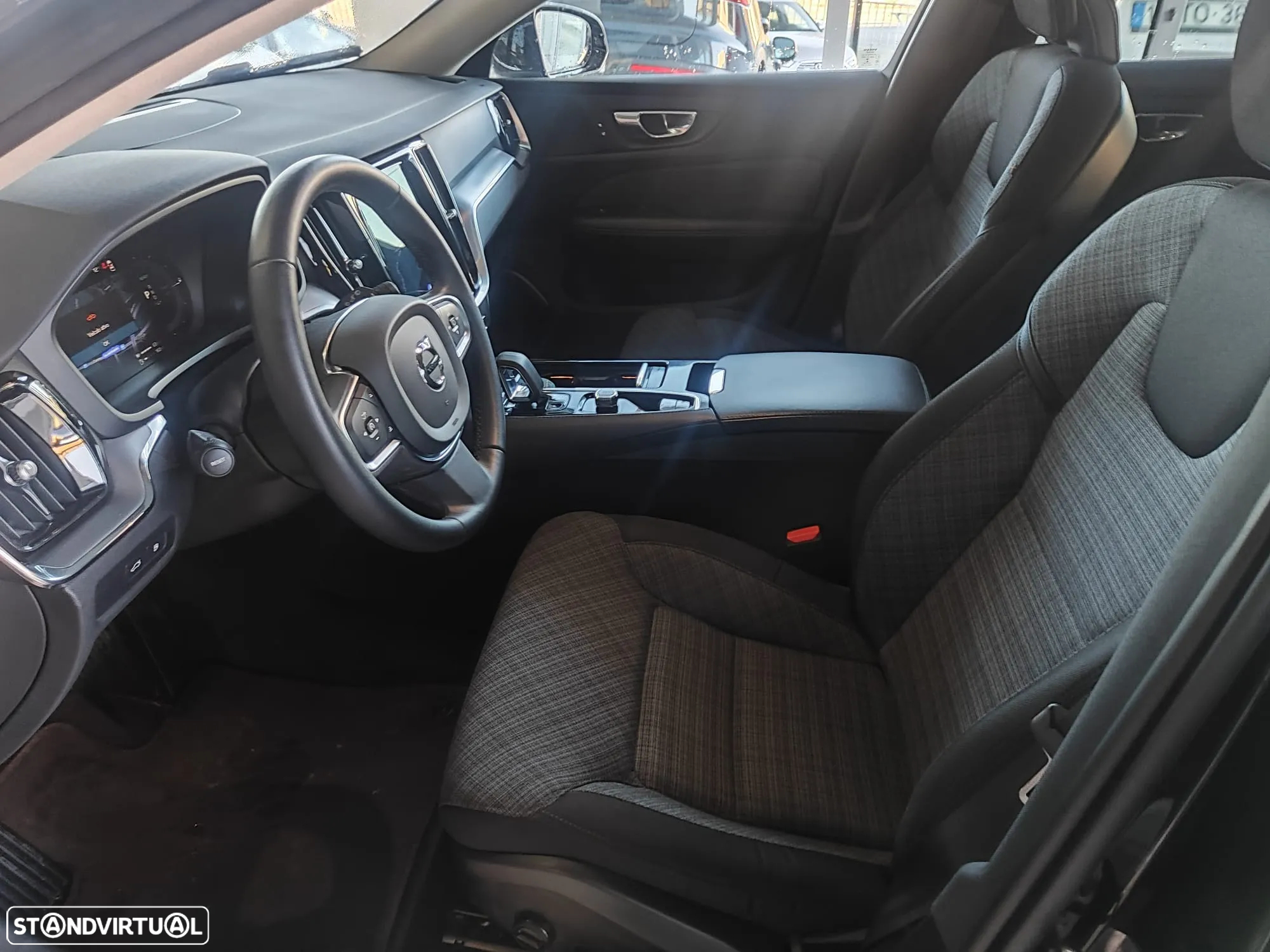 Volvo V60 2.0 T6 AWD TE Inscription Expression - 12