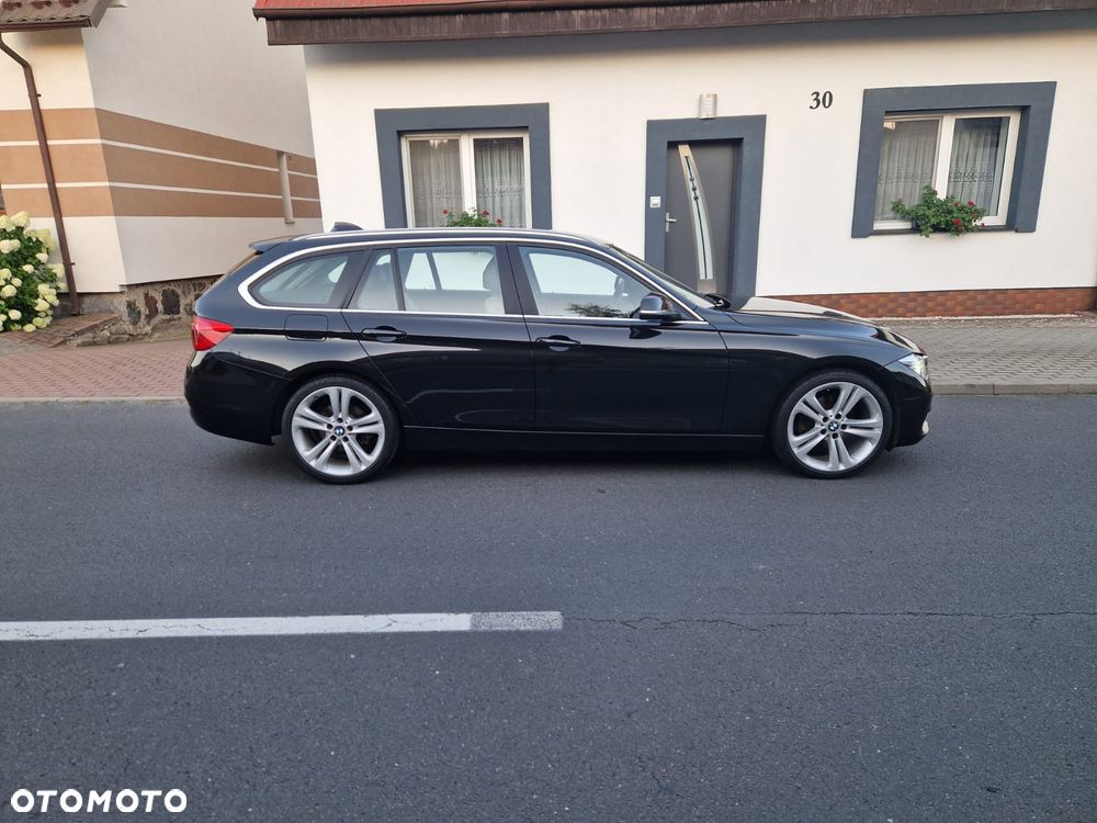 BMW Seria 3 320d Luxury Line - 10