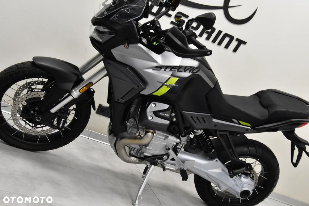 Moto Guzzi Stelvio - 15
