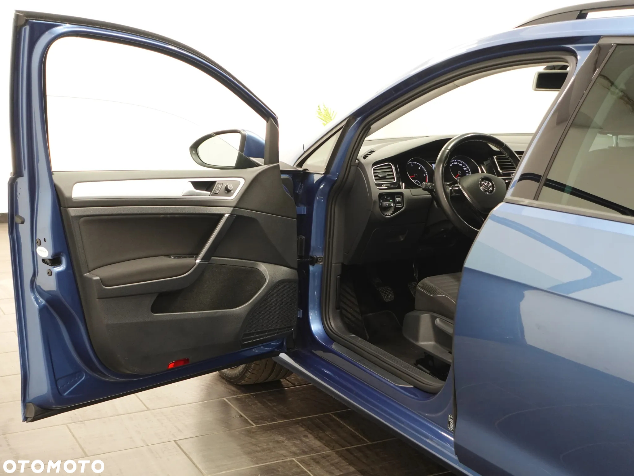 Volkswagen Golf 1.6 TDI 4Motion BlueMotion Technology Cup - 18