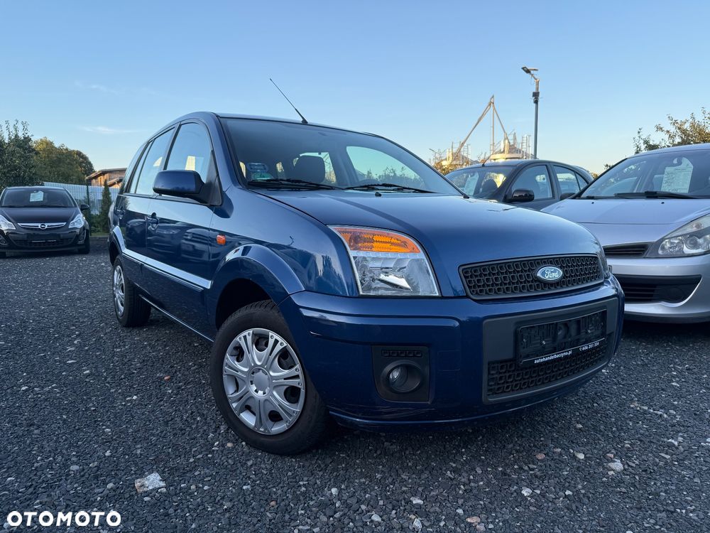 Ford Fusion - 4
