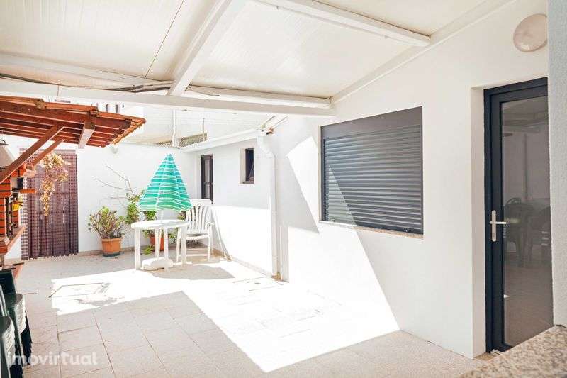 Moradia no Centro de Espinho - Grande imagem: 3/12