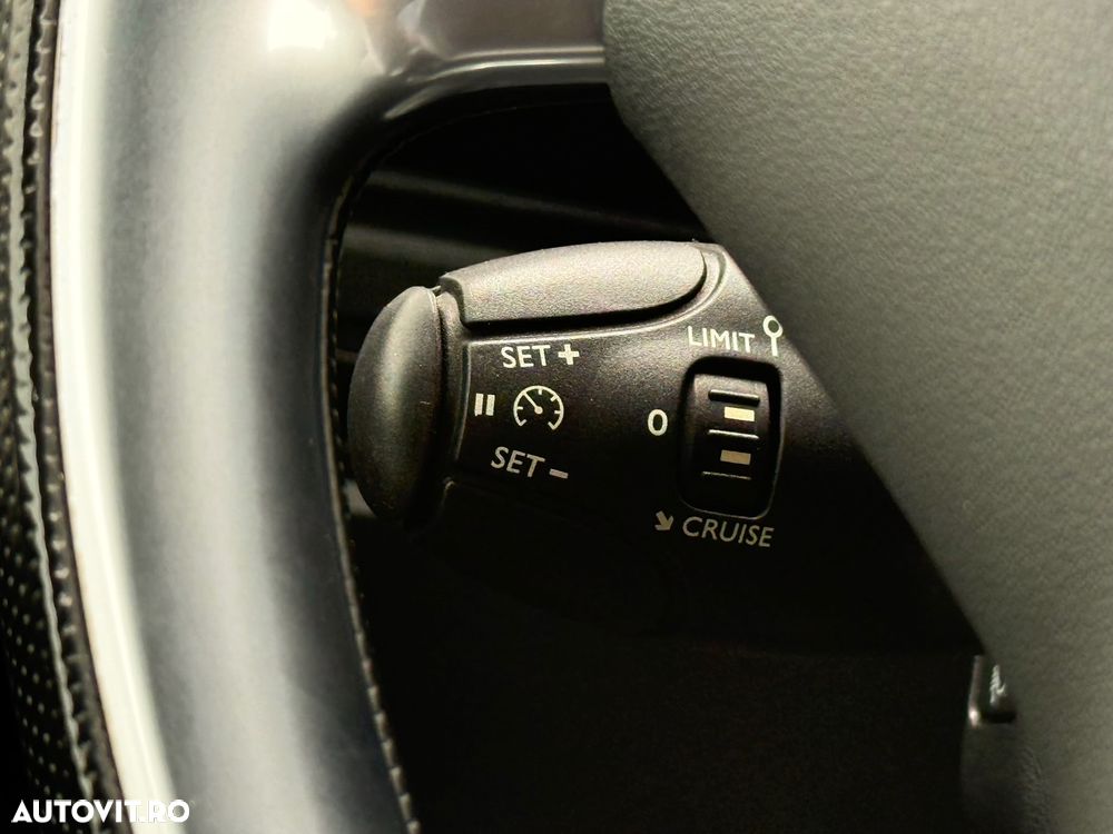 Citroën DS3 e-HDi 115 FAP Ultra-Prestige - 21