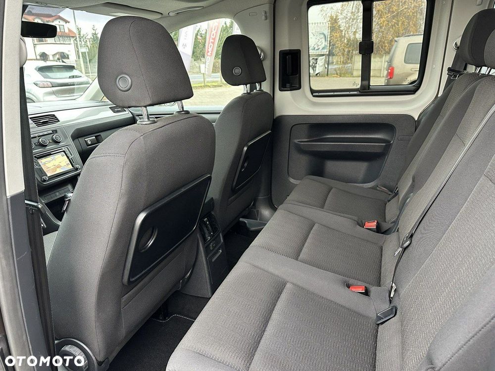Volkswagen Caddy Maxi 2.0 TDI Comfortline DSG - 23