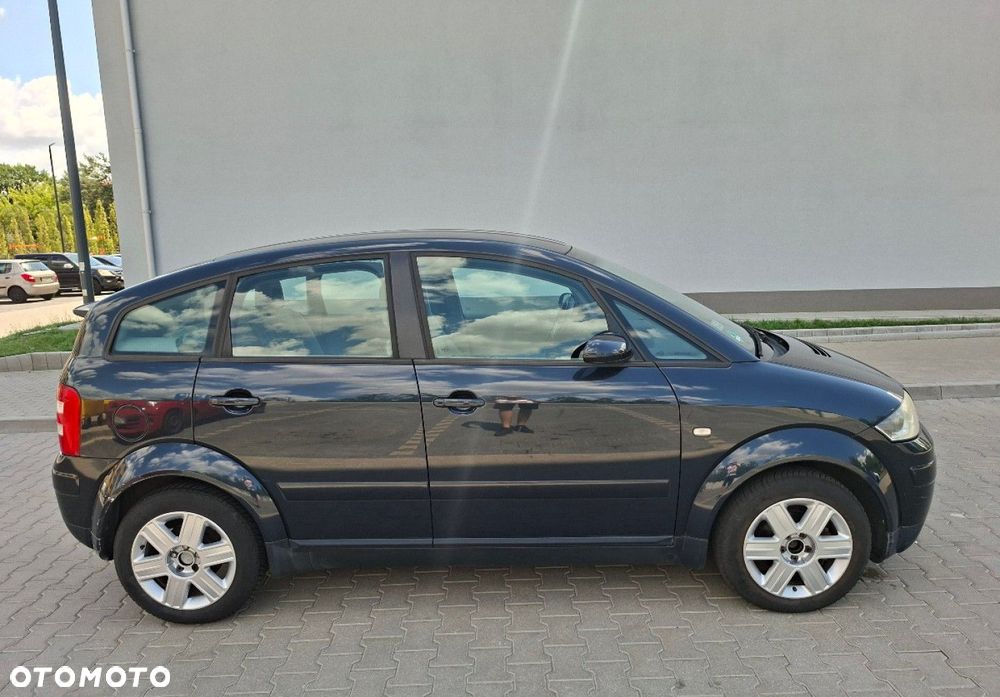 Audi A2 - 8