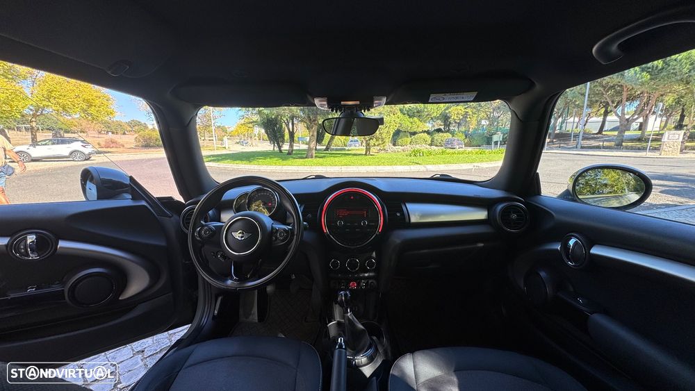 MINI 3 Portas Cooper SD - 13