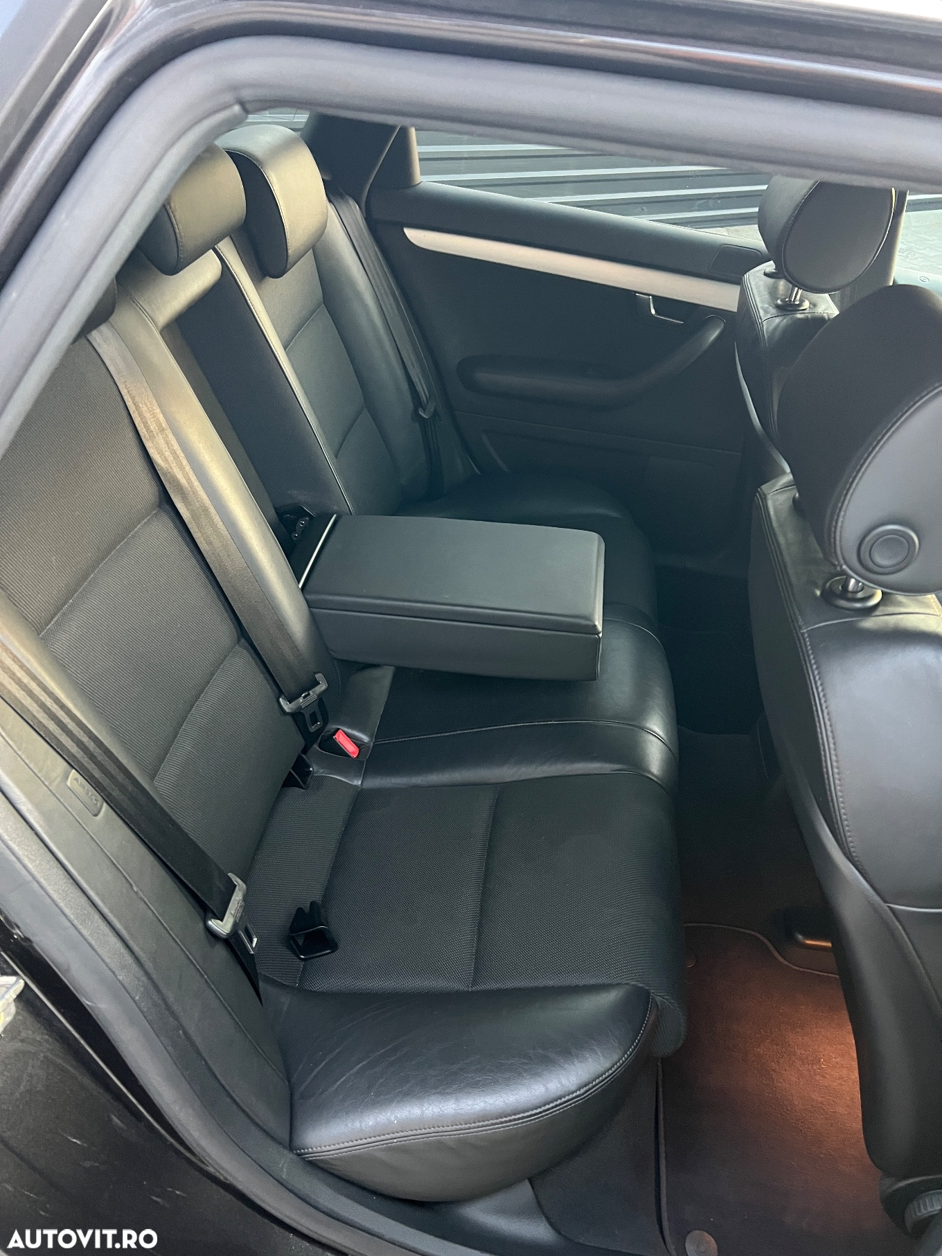 Audi A4 2.0 TDI Avant - 13