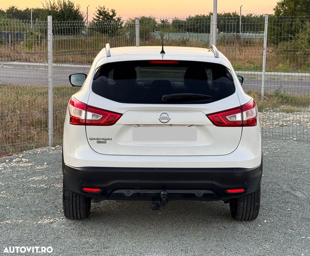 Nissan Qashqai 1.6 DCI Start/Stop X-TRONIC Tekna - 6