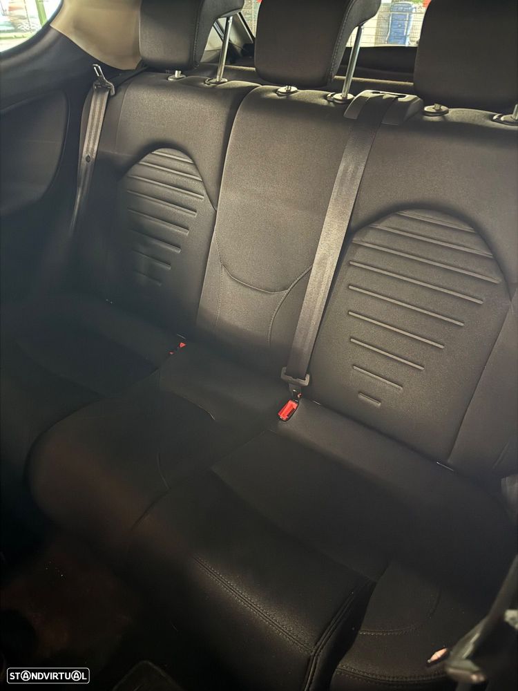 Alfa Romeo MiTo 1.3 JTDM Urban - 11