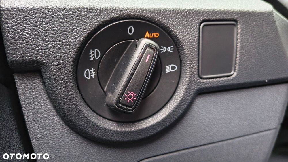 Volkswagen T-Cross - 36