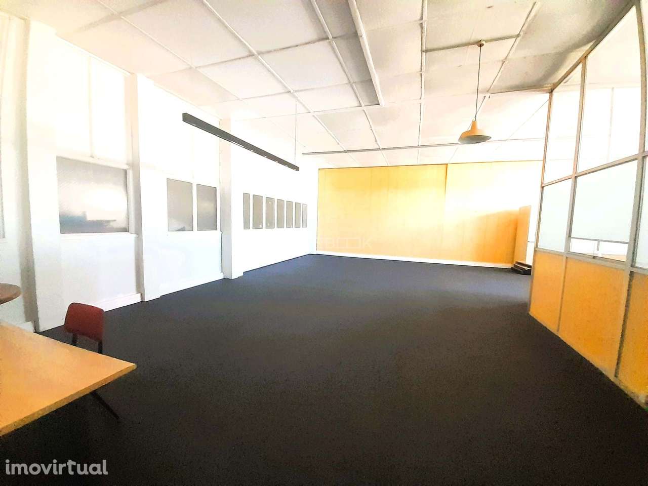 Arrendamento de  escritórios no centro de Mafra - Grande imagem: 3/8