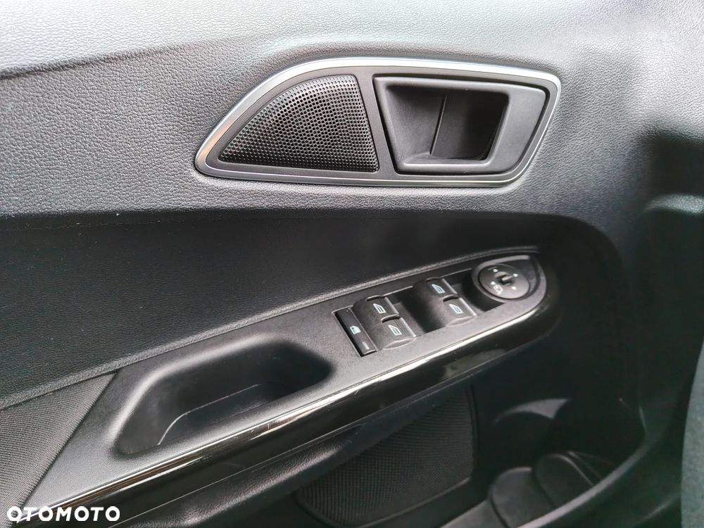 Ford B-MAX 1.0 EcoBoost Titanium - 19