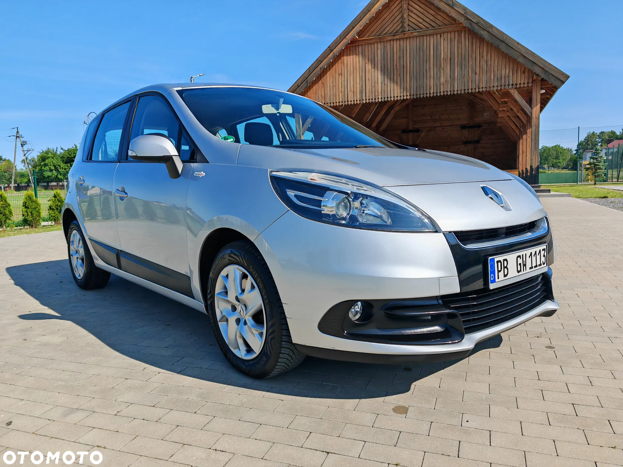 Renault Scenic 1.6 16V 110 TomTom Edition - 12