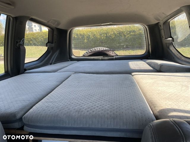 Toyota Land Cruiser - 6