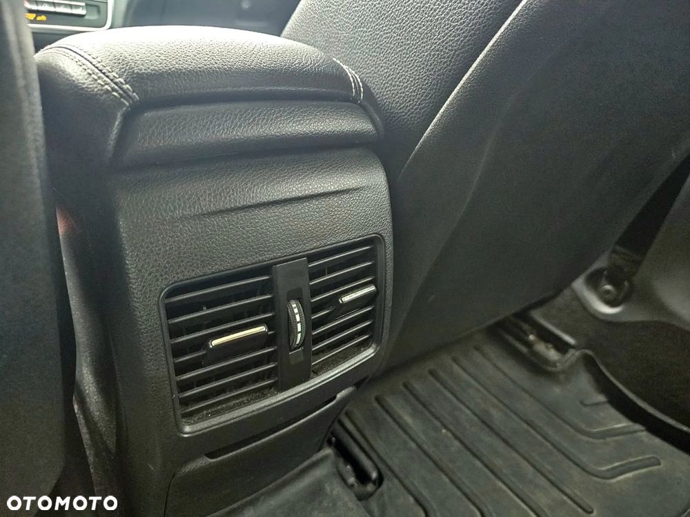 Mercedes-Benz CLA 250 4-Matic - 29