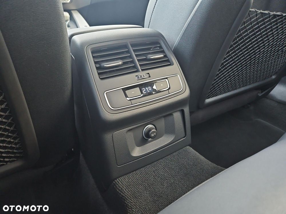 Audi A4 Limousine 40 TFSI mHEV Quattro Advanced S tronic - 25