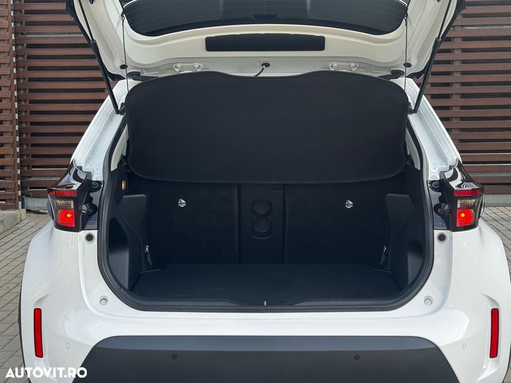 Toyota Yaris Cross 1.5 VVT-i AWD-i Elegant - 27