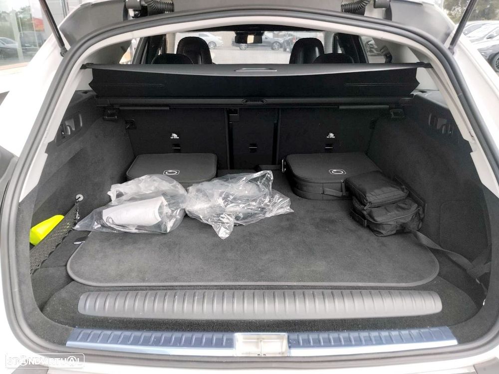 Mercedes-Benz E 300 de 4Matic All-Terrain - 9