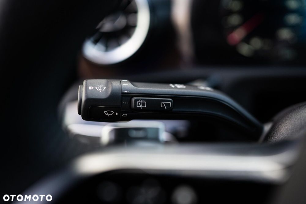 Mercedes-Benz CLA - 17