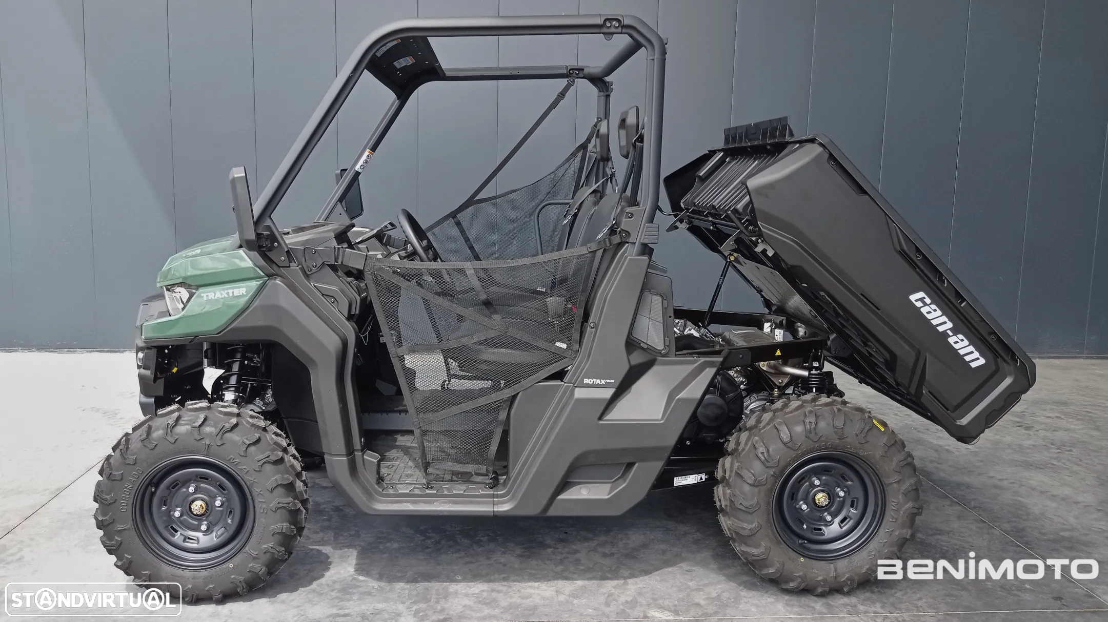 Can-Am Traxter HD7 - 7