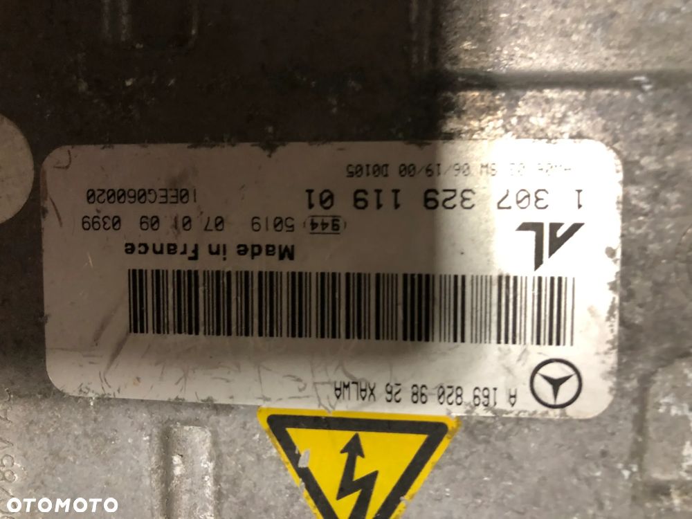 Mercedes A 169 B 245 Przetwornica Moduł D2S 1698209826  130732911901 - 2