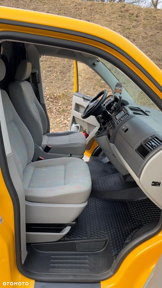 Volkswagen Transporter - 26