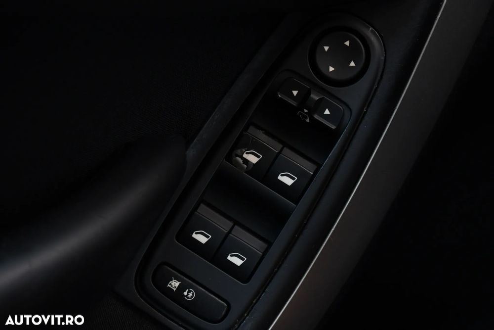 Citroën C4 Grand Picasso 2.0 e-Hdi Aut. Exclusive - 16