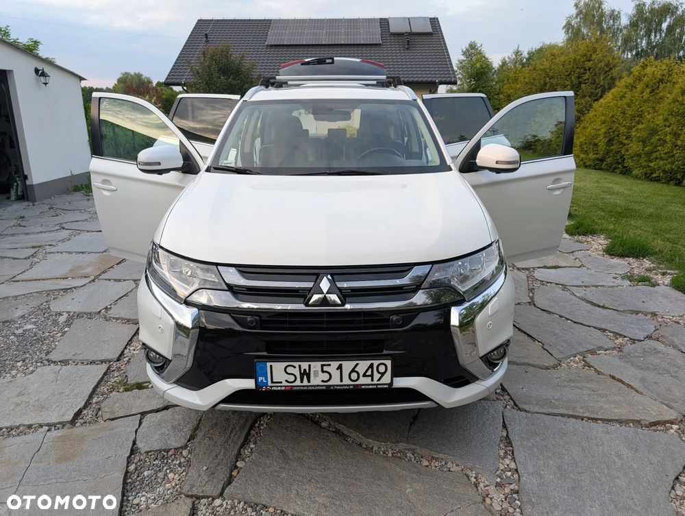 Mitsubishi Outlander 2.0 4WD Plus - 13