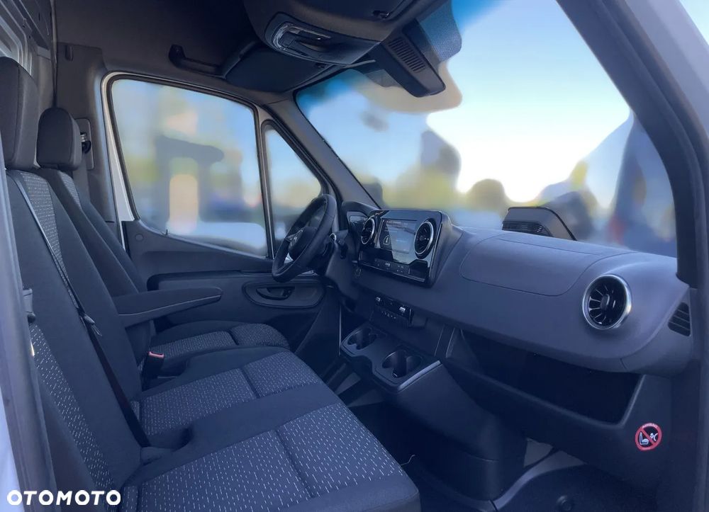 Mercedes-Benz Sprinter 317 CDI 170 KM Furgon Pro Długi - 11