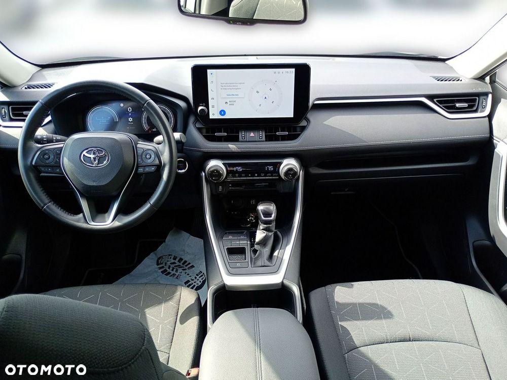 Toyota RAV4 - 11