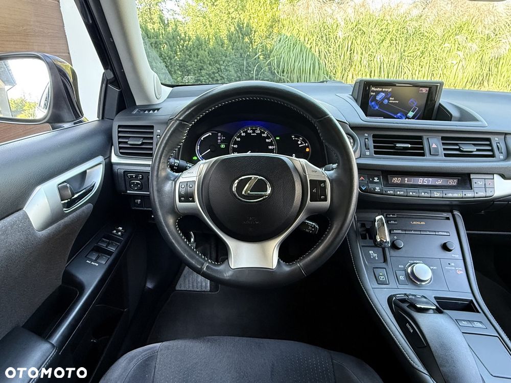 Lexus CT - 20