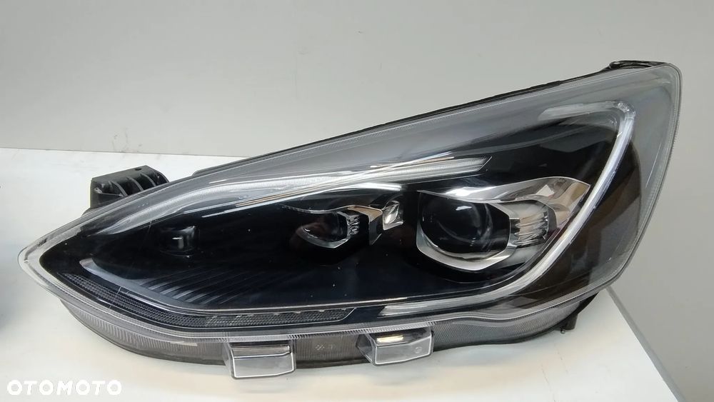 Komplet lamp przednich FORD FOCUS MK4 FULL LED - 2