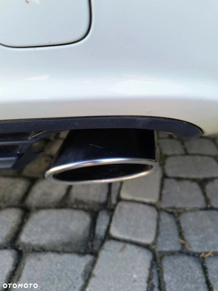 Mercedes-Benz Klasa B 180 AMG Line - 34