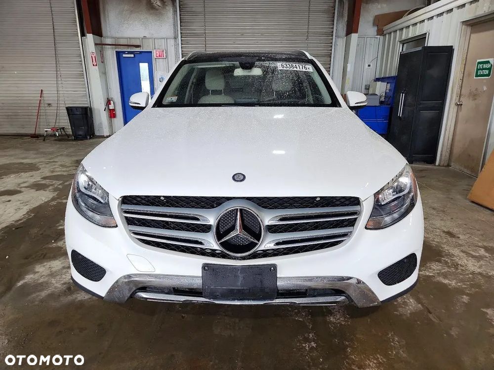 Mercedes-Benz GLC - 5
