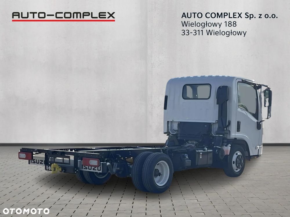 Isuzu M27 nowa generacja - 5