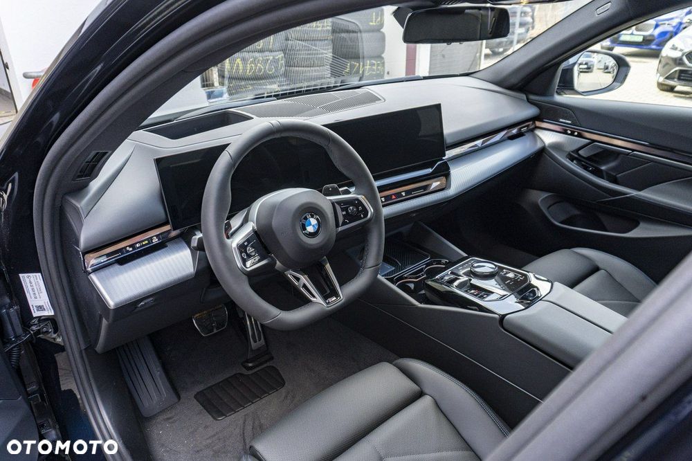 BMW Seria 5 - 12