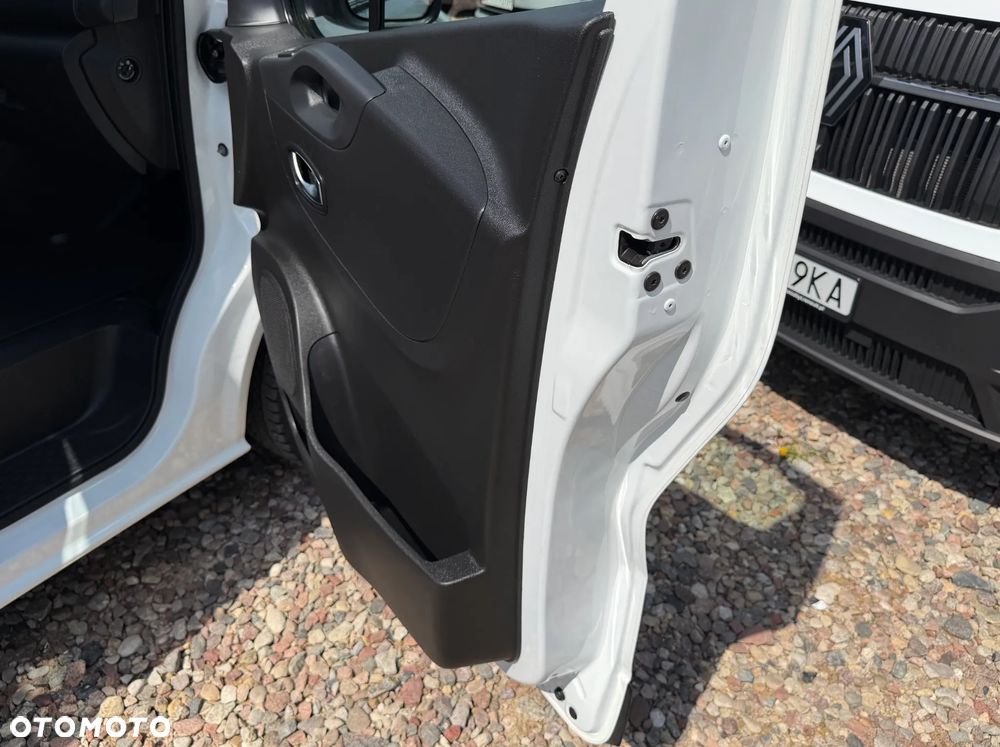 Renault Trafic - 20