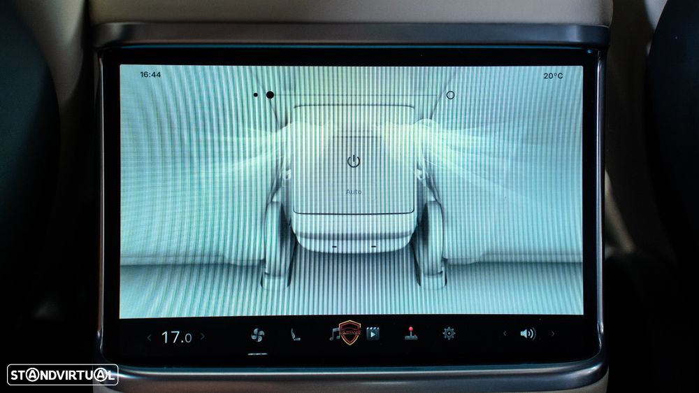 Tesla Model S Plaid AWD - 45